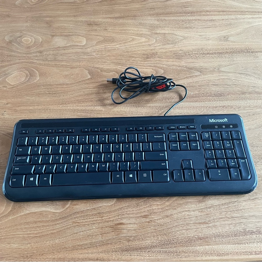GUC Microsoft wired keyboard 400